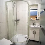 Δωμάτια σε οικογενειακή κατοικία Magdalena & Garni Μαριμπόρ