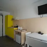 Magdalena & Garni Δωμάτια σε οικογενειακή κατοικία *